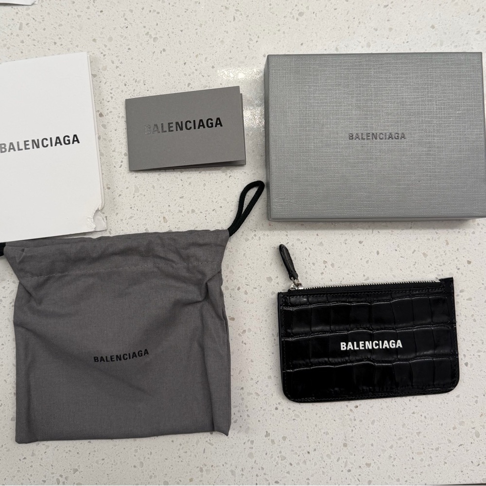 Balenciaga card wallet brand new